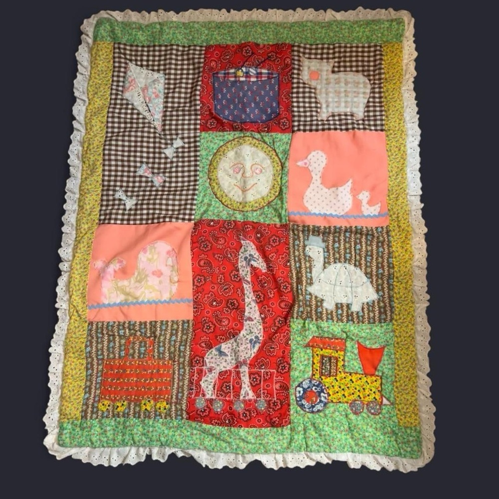 ✨ Reversible Antique Handmade Patchwork Baby Quilt –